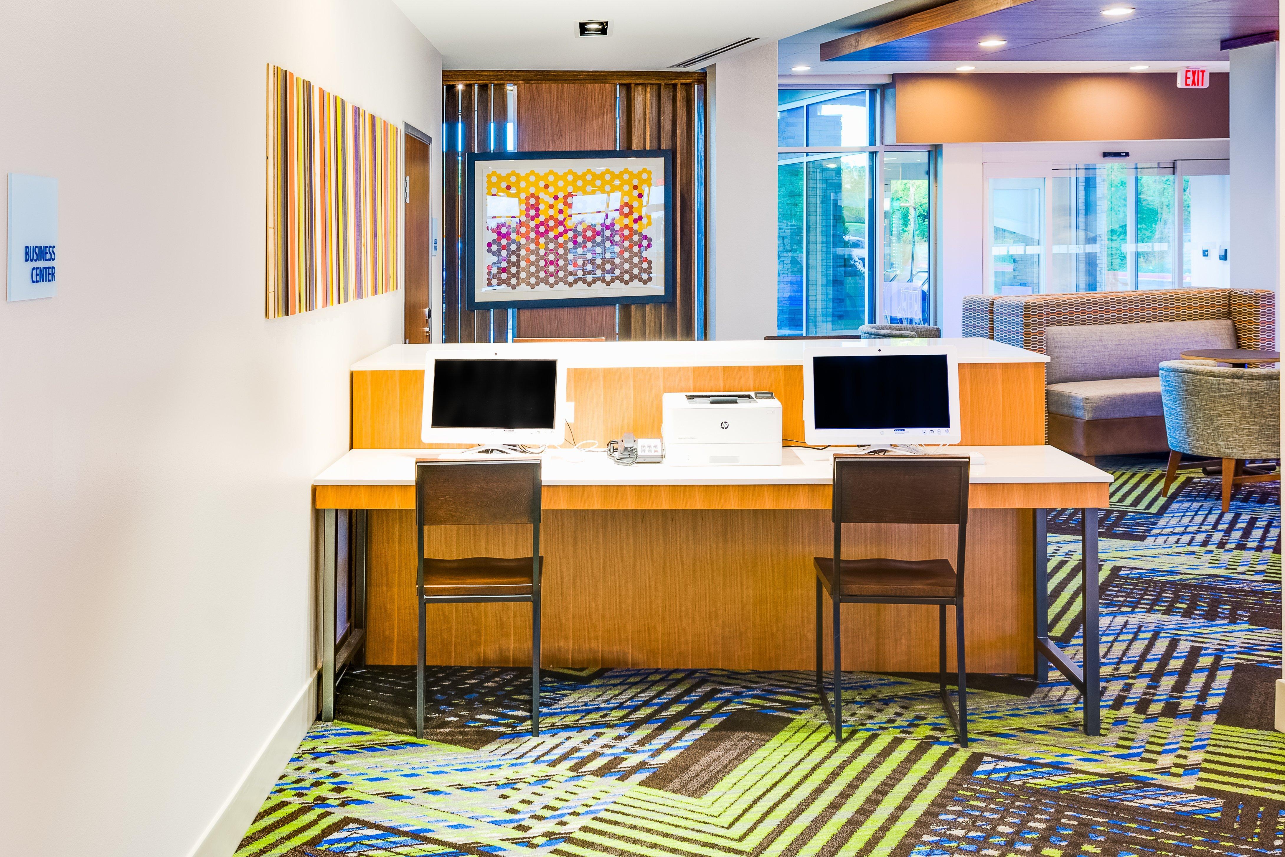 Holiday Inn Express & Suites Russellville By Ihg Exterior photo